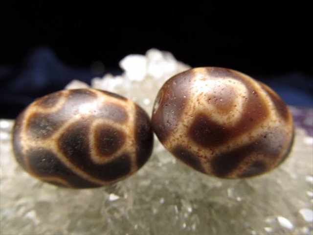 最高級 至純黒朱砂馬蹄痕 亀甲蓮花天珠 きっこうれんかてんじゅ 全長約