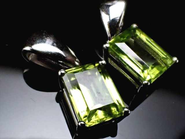 極上5A 超透明宝石質 ペリドット ペンダントトップ ステップカット 石サイズ縦約8mm 輝き放つ 繊細カット 太陽の象徴 8月の誕生石 ミャンマー産