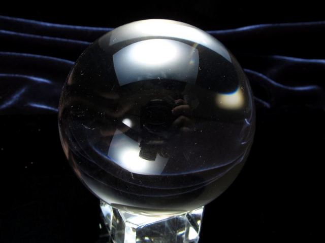 極上の透明感 5A 超透明 天然水晶 丸玉 重さ 175.6g φ50mm 極上天然石