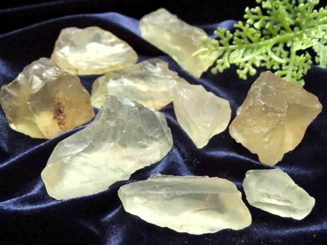 レモンクォーツ ラフ原石タイプ 詰合せ 100g(約8個入り)サイズ約10mm 