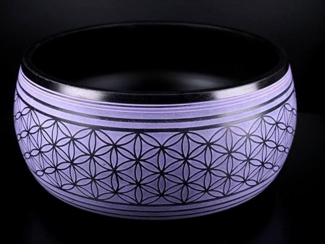 Sサイズ フラワーオブライフデザイン シンギングボウル パープルカラー マレット付き 高さ約8.5cm 幅約17.5cm 響き渡る倍音 枹 ばち付き 動画あり