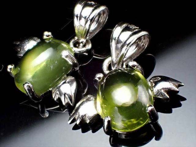 激安宣言 ペリドット エンジェル ペンダントトップ オーバル型ぷっくりタイプ 石サイズ縦約8.5mm 1個売り 天使ペンダント Silver925 ミャンマー産