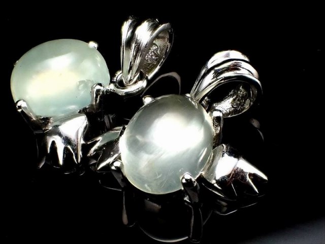 激安宣言 プレナイト 葡萄石 エンジェル ペンダントトップ 石サイズ縦約9mm 1個売り オーストラリア産 geki-tensiA18 pe-s