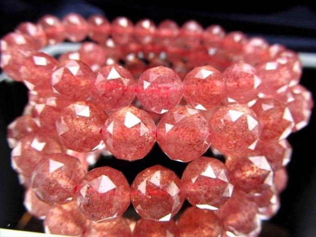 ピンクエピドート・シスト マンガノエピドートシスト キラキラカット ブレスレット 8mm-8.5mm×22珠前後 幸福感を得る石 タンザニア産