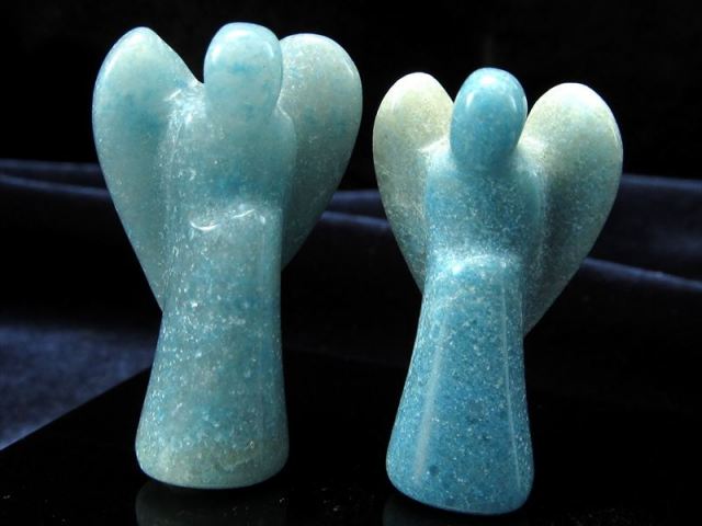 スコルザライト トロレアイト・トロール石 ミニエンジェル 彫り置物 高さ約3cm-3.5cm 可愛いミニサイズ 幸福を運ぶ天使モチーフ ブラジル産