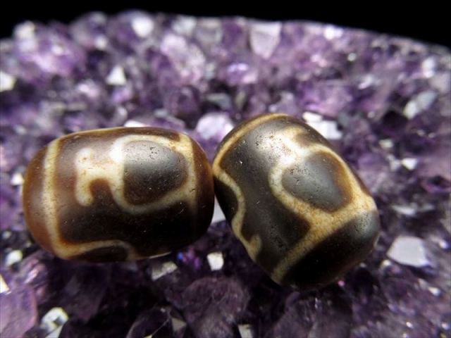 ミニ天珠 宝瓶天珠 ほうびんてんじゅ 全長約17mm前後 1個売り 大人気サイズ限定入荷 チベット発祥の厄除け・開運お守り ころんと可愛いミニ天珠