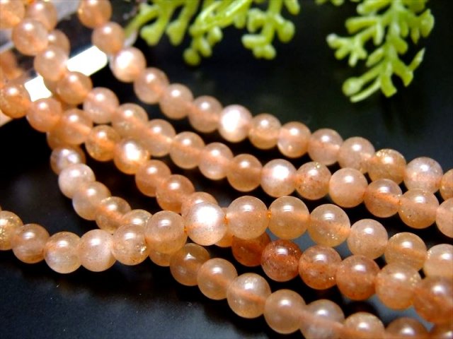 AAA サンストーン 4mm珠 一連 約38-40cm キラキラオレンジ タンザニア産 rn-p パワーストーン 天然石