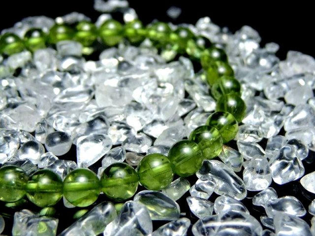 AA小粒 1kg 角丸タイプ 透明天然水晶 さざれ たっぷり1kg 粒約3mm-7mm 
