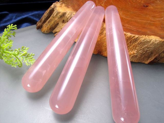 透明ピンク 4A ディープローズクォーツ マッサージ棒 長さ約110mm前後 太さ約13mm-18mm マジックワンドにも マッサージストーン