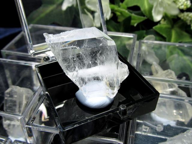 ファーデンクォーツ ミニチュアクラスター 鉱物標本 パワーストーン 水晶 天然石 ファーデンクォーツ ミニチュアクラスター 鉱物標本