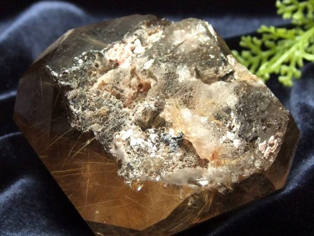 透明　☆虹入り☆ 水晶クラスター&ルチルクォーツ　ポイント 超入手困難/超クリア/完全に取り込まれたキラキラ水晶ポイント