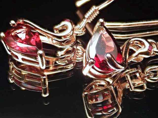 激安宣言 5A アルマンダインガーネット スワンモチーフ ドロップカット ピアス 石サイズ縦約8mm 優雅な白鳥モチーフ ピンクゴールドカラー インド産