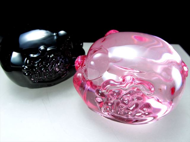 大きめサイズ 新色追加 しあわせのぷっくりトントン 幅 70mm×63mm前後