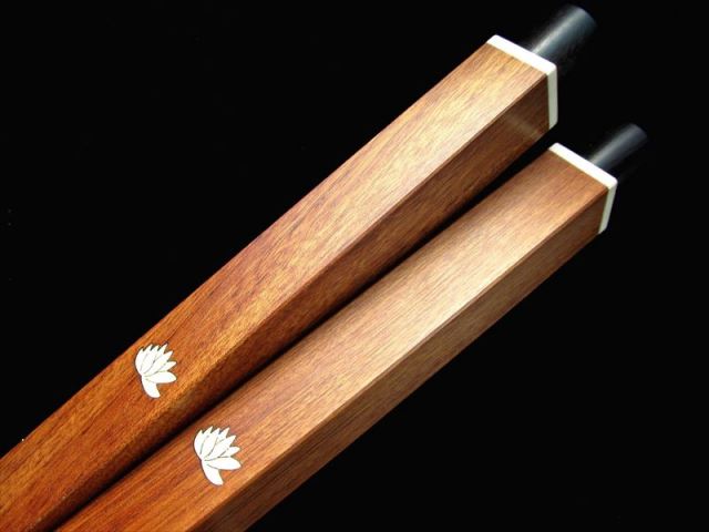 酸枝木のお香立て お香ボックス 蓮の花Bタイプ 神固 サワーウッドのお香入れ 天然木 線香入れ 香炉 お香 アロマ スティック 線香 インセンス パワーストーン