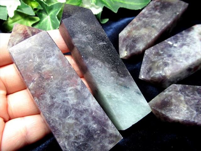 MIXカラー 夜空のような色彩 ユニコーンストーン オベリスク 1個売り