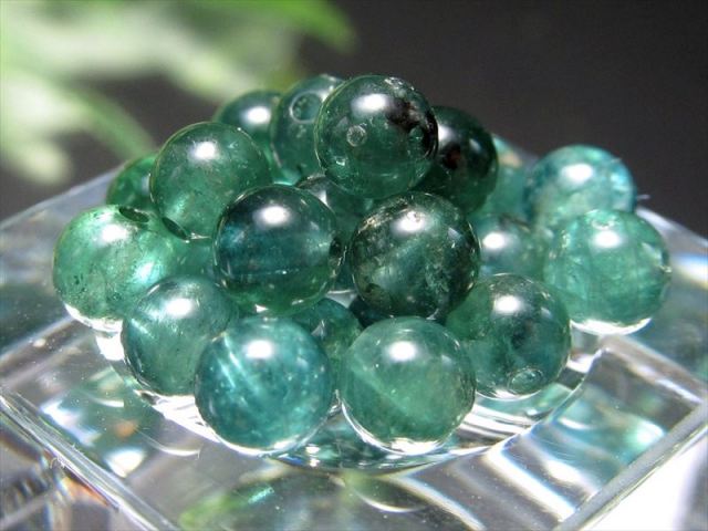 一粒売り 5A ブルートルマリン インディゴライト 約4mm-4.5mm珠 激レア