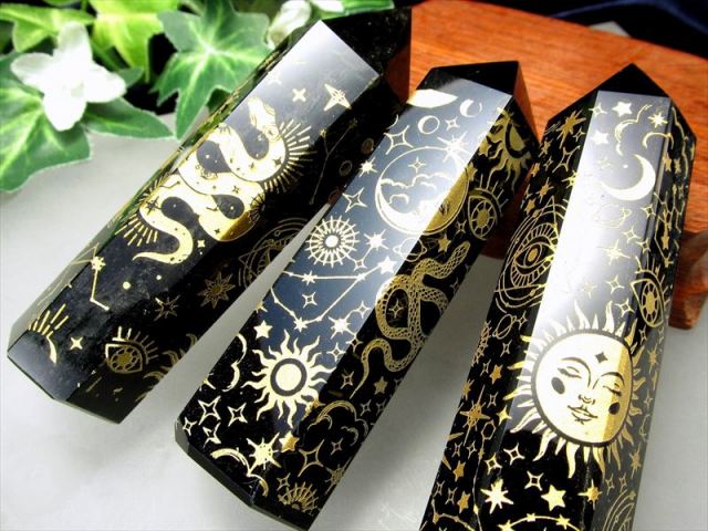 幻想的な模様入り オブシディアン ポイント 重さ約85g-100g 金塗 ゴールドカラー 魔除け・厄除けの石 黒曜石 六角柱 メキシコ産 パワーストーン 天然石