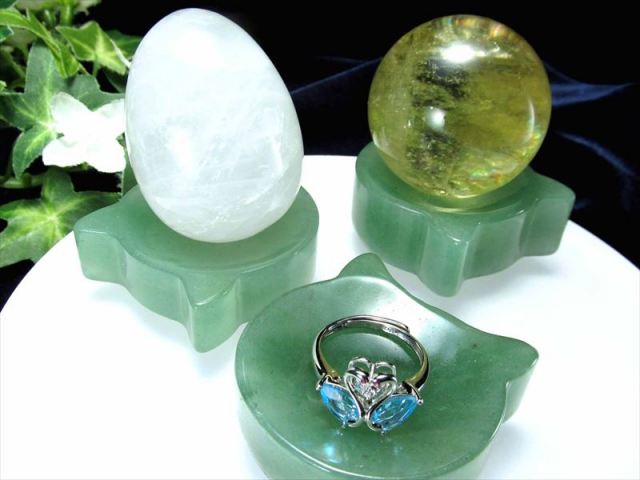 アベンチュリン 猫 プレート 1個売り 重さ50g-75g前後 幅40mm-50mm前後
