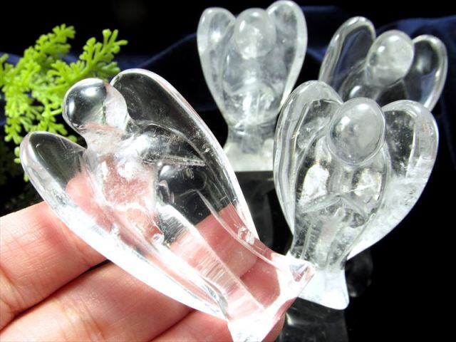 ○4A【天然水晶 エンジェル彫り】1個売り 縦50mm前後 天使クリスタル