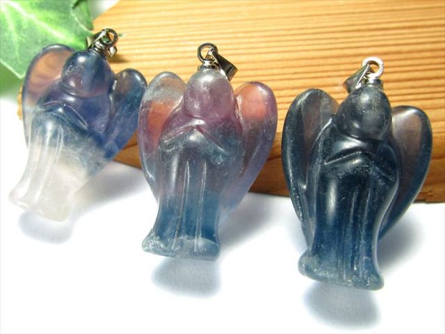 選べる5種類 天然石 エンジェル彫り ペンダントトップ 1個売り 約25 