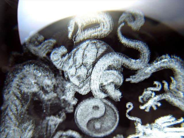 黒色石の彫刻 台座付き 高品質]メキシコ産レインボーオブシディアン黒曜石/(辰)龍彫刻