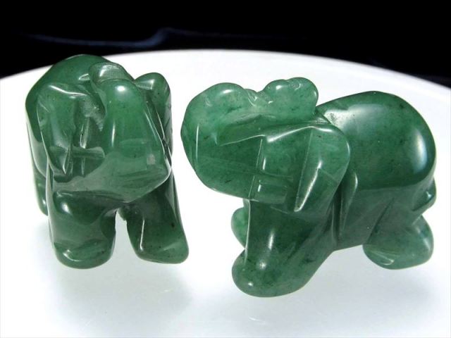 タイ　ゾウ　ペア　置物　翡翠色　風水　縁起物　緑色　グリーン 51ICAKg+nvL._UF350,350_QL80_.jpg