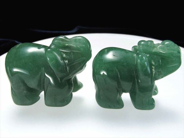 ブタの置物 天然石グリーンアベンチュリン