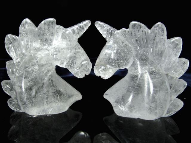 水晶 ユニコーン 彫り 高さ約50mm 重さ50g-60g前後 1個売り 浄化 潜在