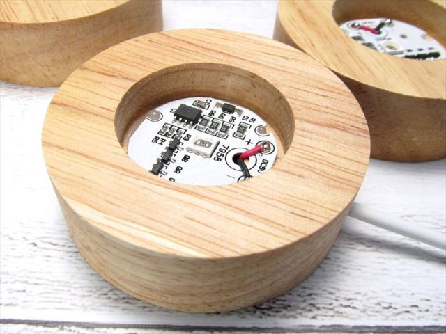 【天然石】ファイヤークォーツ＆水晶 ポイント7本セット LEDライト台座付き 天然石】ファイヤークォーツ＆水晶 ポイント7本セット LEDライト