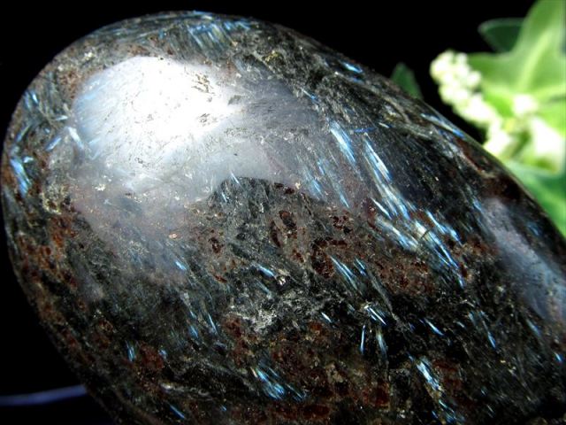 太古の天然石 ヌーマイト ホットストーン型 タンブル 1個売り 重さ80g