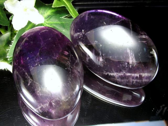 高品質 アメジスト ホットストーン 重さ 約60-75グラム前後 大きさ約6cm×4cm前後 濃厚パープル マッサージ用天然石 タンブル パワーストーン 天然石