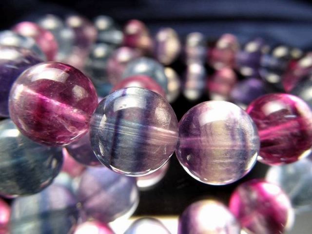 AA レインボーフローライト ブレスレット 11.5mm-12mm×17珠前後 シックな色味のMIXカラー トリカラーフローライトの珠も 天才の石 アメリカ産