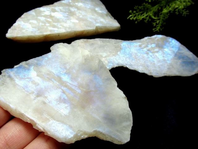 ローズクォーツ　原石　ムーン　プレート ローズクォーツ 原石 ムーン プレート ローズクォーツ | 愛と美