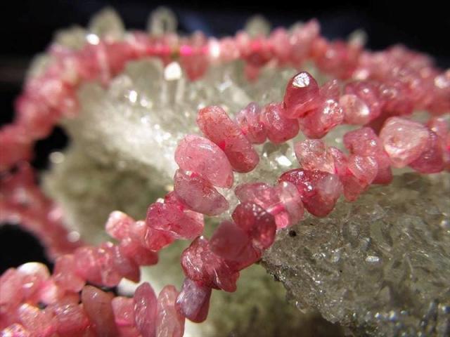 ★特選一連★NEW☆激レア♢心の傷を癒す♡【ピンクトルマリンさざれ連】❤️ ☆特選一連☆NEW☆激レア♢心の傷を癒す♡【ピンクトルマリンさざれ連