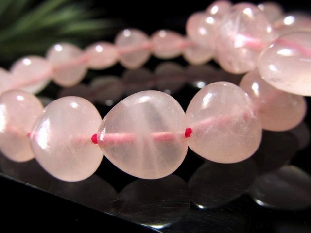 アンブローズ　トルマリン ハート型ビーズ ブレスレット アンブローズ トルマリン ハート型ビーズ ブレスレット