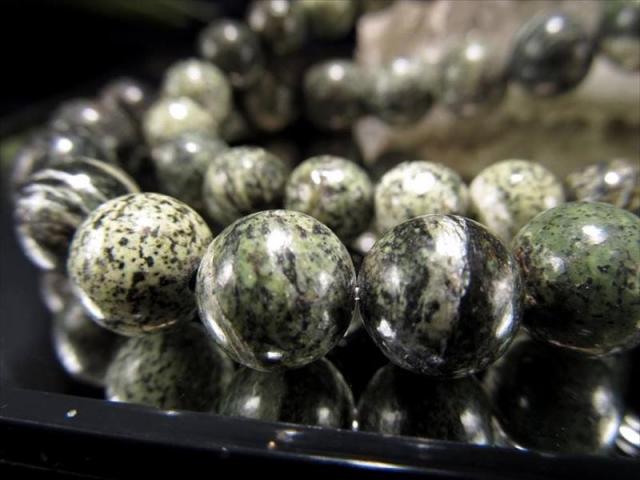 6mm-6.5mm珠 サーペンティン クリソタイル:蛇紋石 一連 約38-40cm 勇気