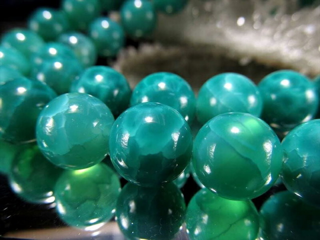 約14mm珠 グリーンドラゴンアゲート 一連 約38cm-40cm 緑龍紋瑪瑙 極上エメラルドグリーン 邪悪なものを切り裂く ブラジル産