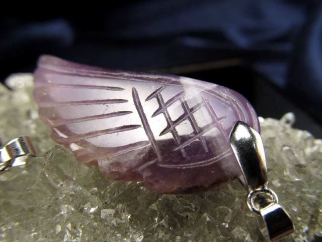 エンジェルフェザー アメジスト ペンダントトップ 1個売り 石サイズ縦