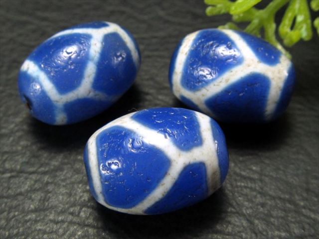 鮮やかブルー ブルーアゲート 亀甲長寿天珠 きっこうちょうじゅてん