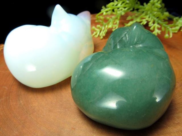 選べる4種 眠り猫 天然石置物 重さ70g-80g前後 癒しの眠り猫 愛おしい