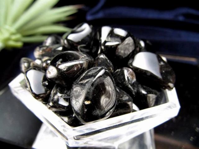 大サイズ 黒水晶 さざれ 約200g 粒約12mm-25mm モリオン 最強 強力な厄除け 魔除け チベット産 sa-p