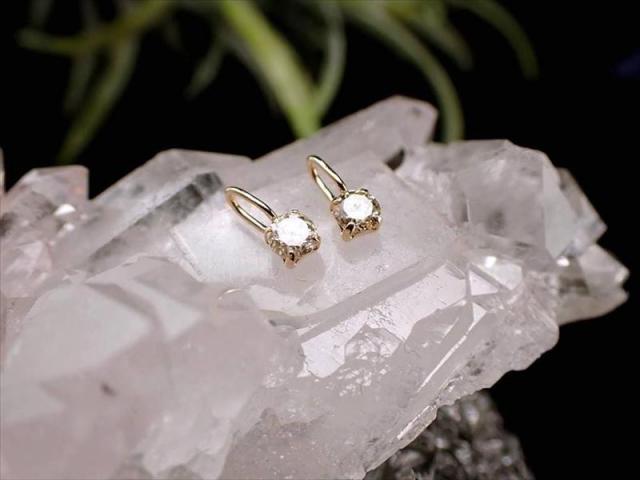 天然 ダイヤモンド ペンダントトップ ラウンドカット 石サイズ縦約3.3