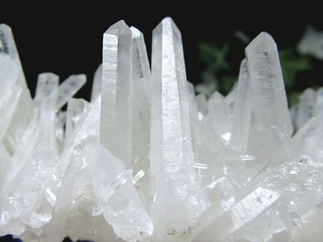 四川水晶 針状 水晶クラスター 最大幅133mm 重さ324.5g クォーツ 超