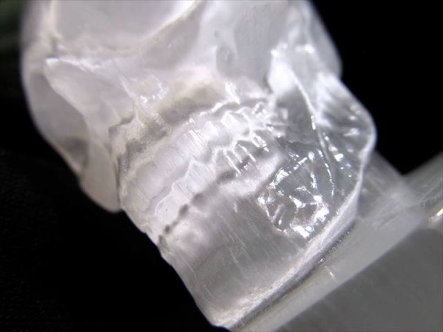 セレナイト 透石膏 ドクロ 髑髏 彫刻置物 高さ約10cm 1個売り クールな