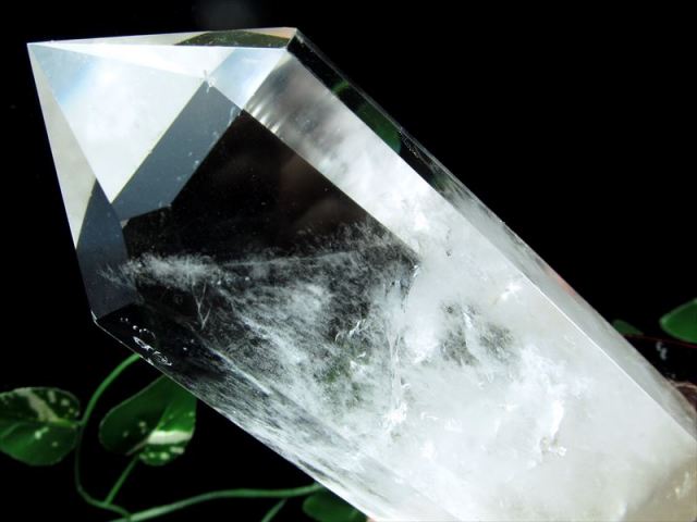 透明水晶 ポイント 六角柱 専用木製台座付き 高さ163mm 重さ550g 極上 