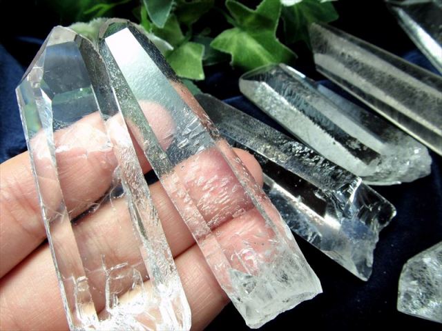 高品質 激レア産地 ゼッカ産 ヴィジョンクォーツ 単結晶 1個売り 重さ