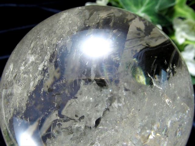 3A+ 天然水晶 虹入り 丸玉 台座付き φ73mm 重さ 540g レインボー水晶 