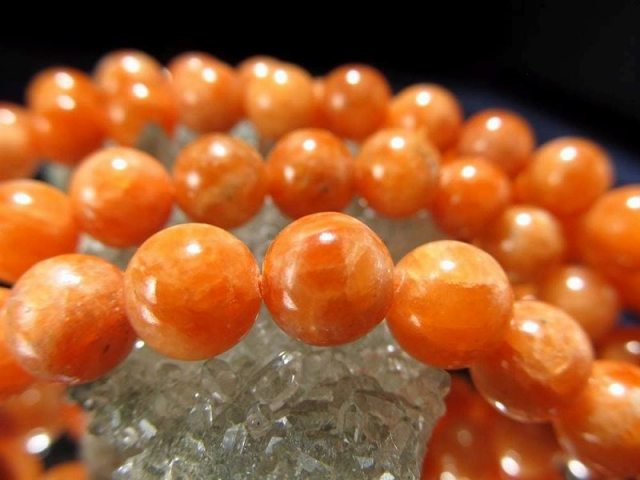 激安宣言 3A 約10mm珠 オレンジクリスタリンライムストーン 一連 約37-39cm 濃色 鮮やか レッドオレンジカラー キラキラ結晶&マーブル模様