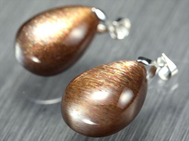 ブラックゴールデン サンストーン ペンダントトップ ドロップ型