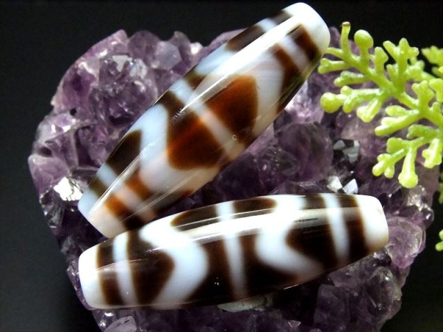 A至純天珠 四線虎牙白天珠 しせんこがしろてんじゅ サイズ：約39ミリ 1個売り 極上 天然石 ビーズ パワーストーン ビーズ te-s パワーストーン 天然石